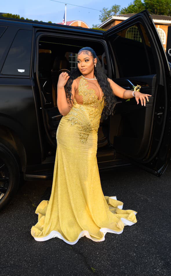 Angelique In Gold