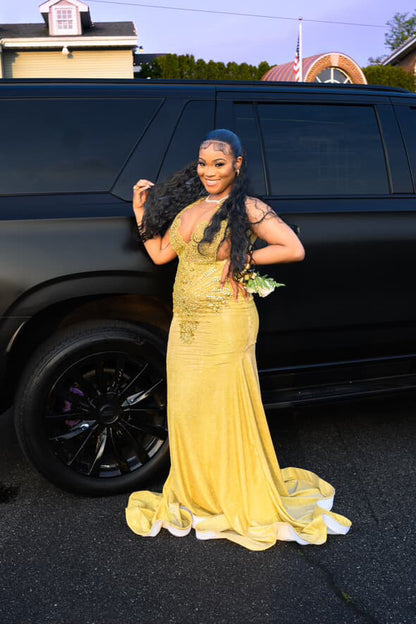 Angelique In Gold